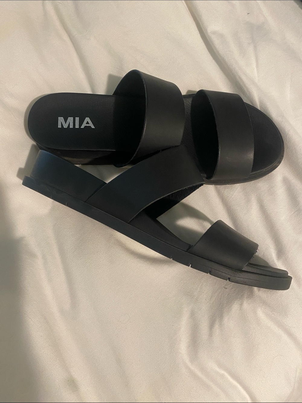 MIA Yelena Black Double-Strap Slide Sandals 6.5 - like new